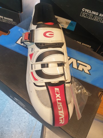 로드신발 이미지#2